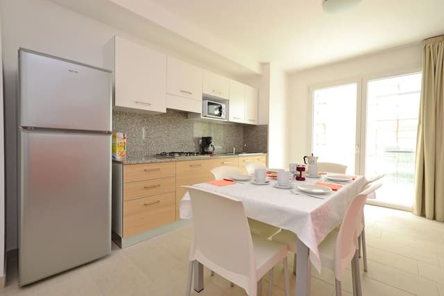 Apartment, 1 Bedroom (B5) (C)