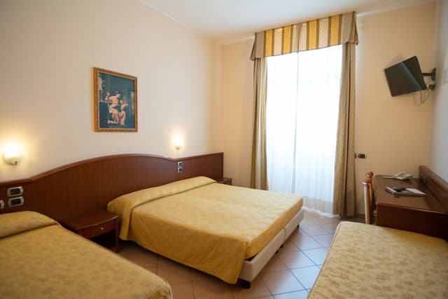 Superior Quadruple Room, Lake View