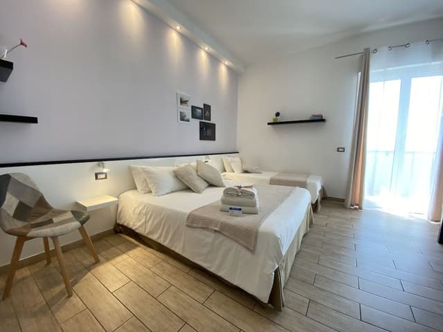 Superior Triple Room, Balcony