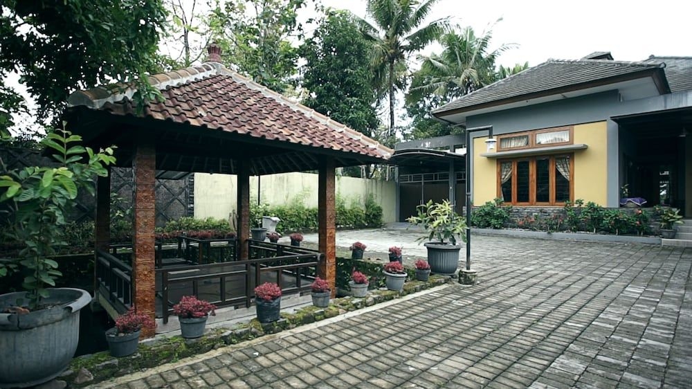 Villa Alifa1