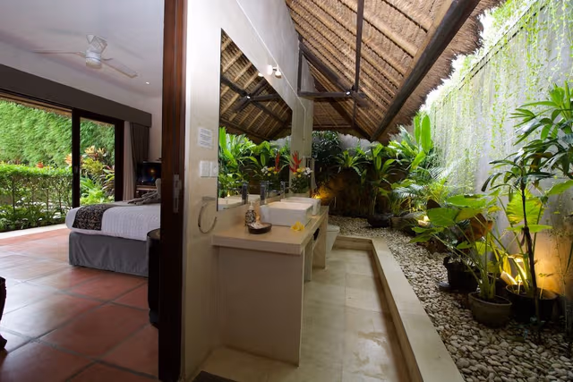Deluxe Villa, 6 Bedrooms, Poolside