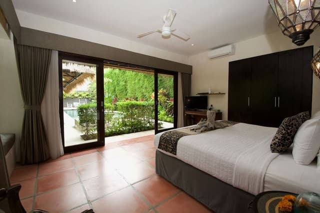 Deluxe Villa, 6 Bedrooms, Poolside