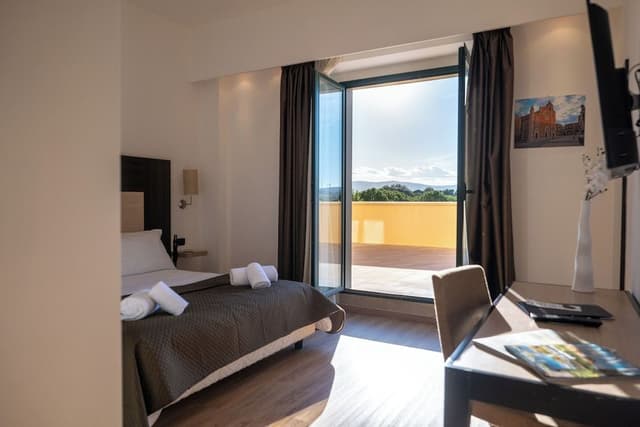 Comfort Double Room, 1 Queen Bed, Terrace