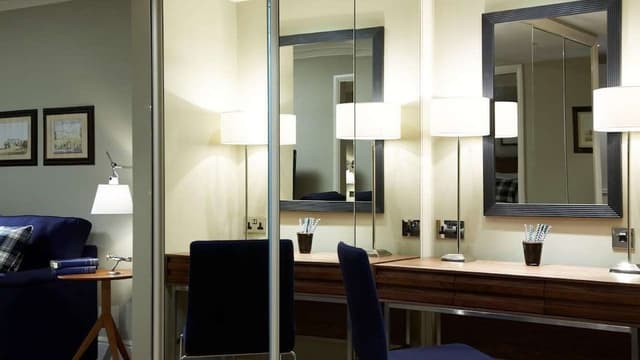 Signature Room, 1 King Bed