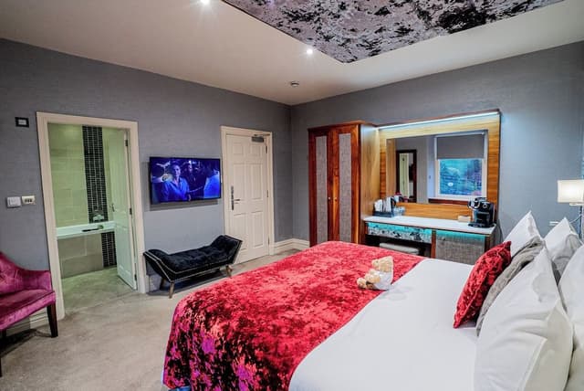Luxury Double Room, 1 King Bed