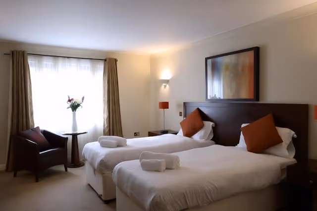 Deluxe Twin Room