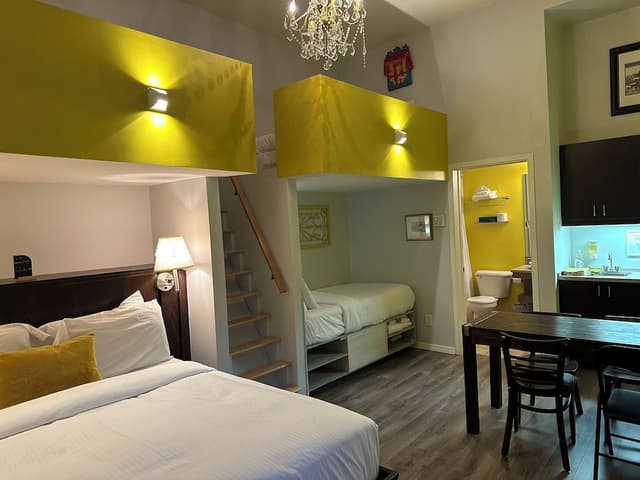 Family Suite, Non Smoking, Kitchenette
