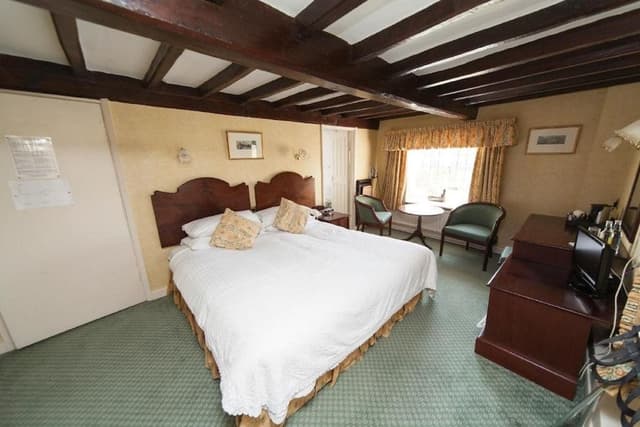 Classic Double Room, Garden View