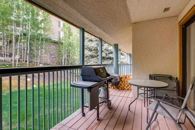 Condo, Multiple Beds (Centennial 2 Bedroom Condo unit no. 9)