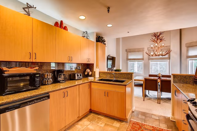 Condo, Multiple Beds (Centennial 2 Bedroom Condo unit no. 9)