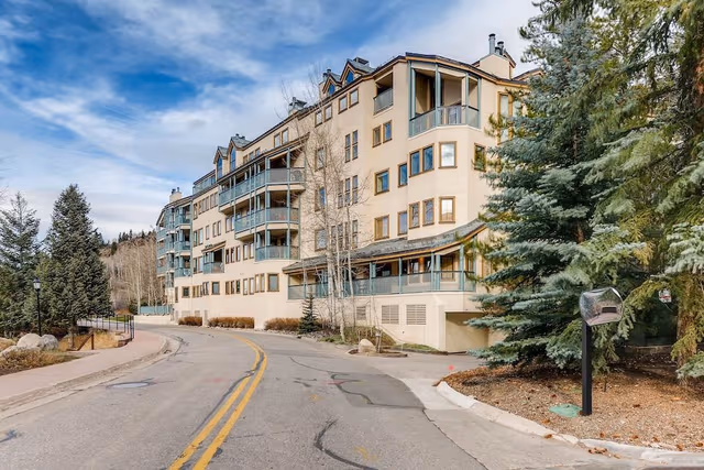 Condo, Multiple Beds (Centennial 2 Bedroom Condo unit no. 1)