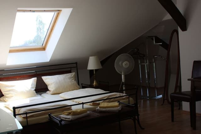 Suite, Garden View