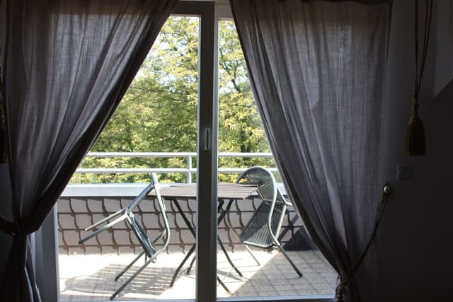 Suite, Garden View