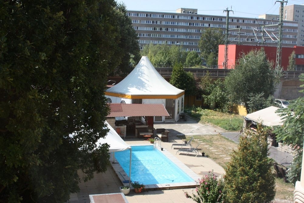 Villa De Baron0