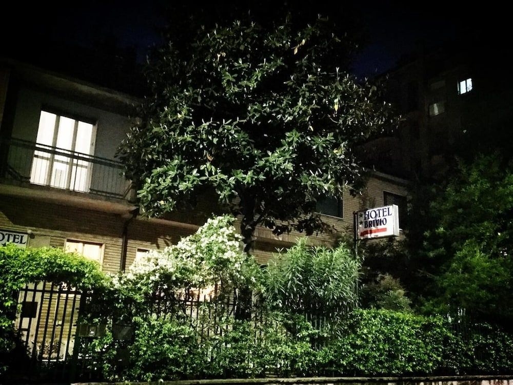 Hotel Brivio1