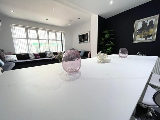 Comfort Apartment, Private Bathroom (Westminster)