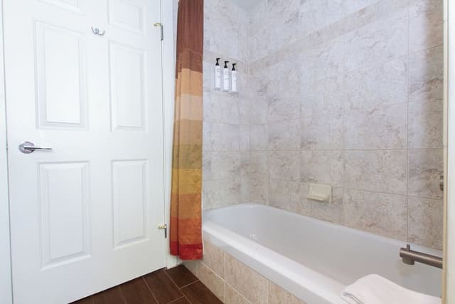Condo, 1 Bedroom + Loft, Hot Tub (Unit 202)