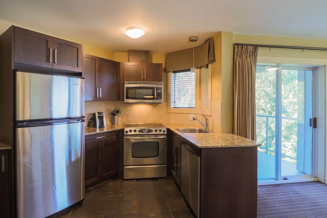 Basic Apartment, 1 Bedroom, Kitchen, Garden Area