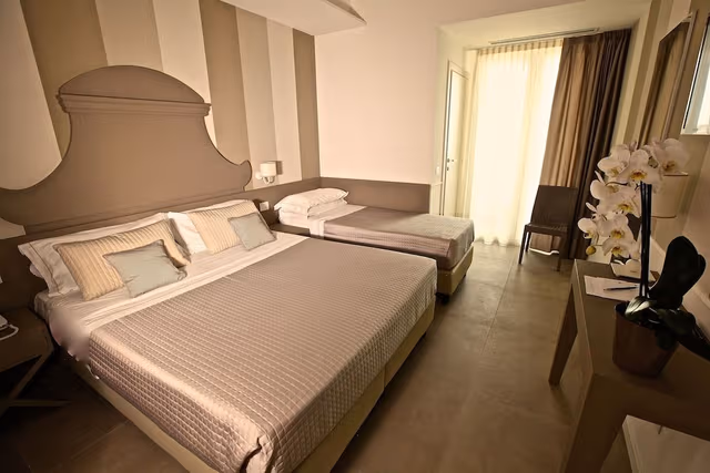 Triple Room