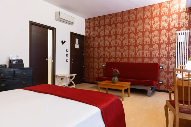 Deluxe Double or Twin Room, City View