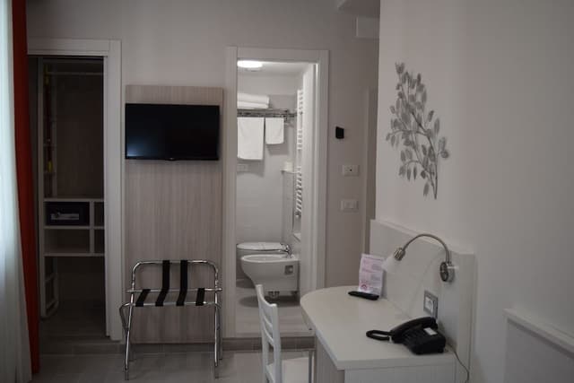 Basic Twin Room
