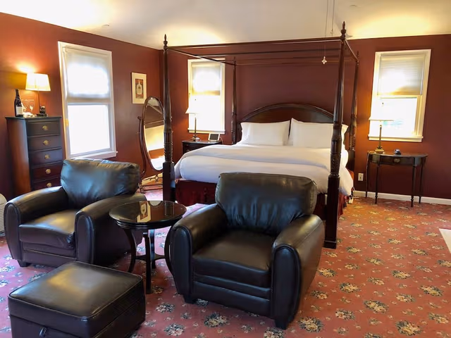 Honeymoon Room, 1 King Bed, Non Smoking