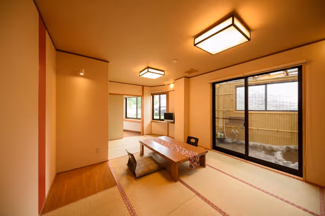 Japanese-Style Room 11.5 Tatami with Half Open-Air Bath