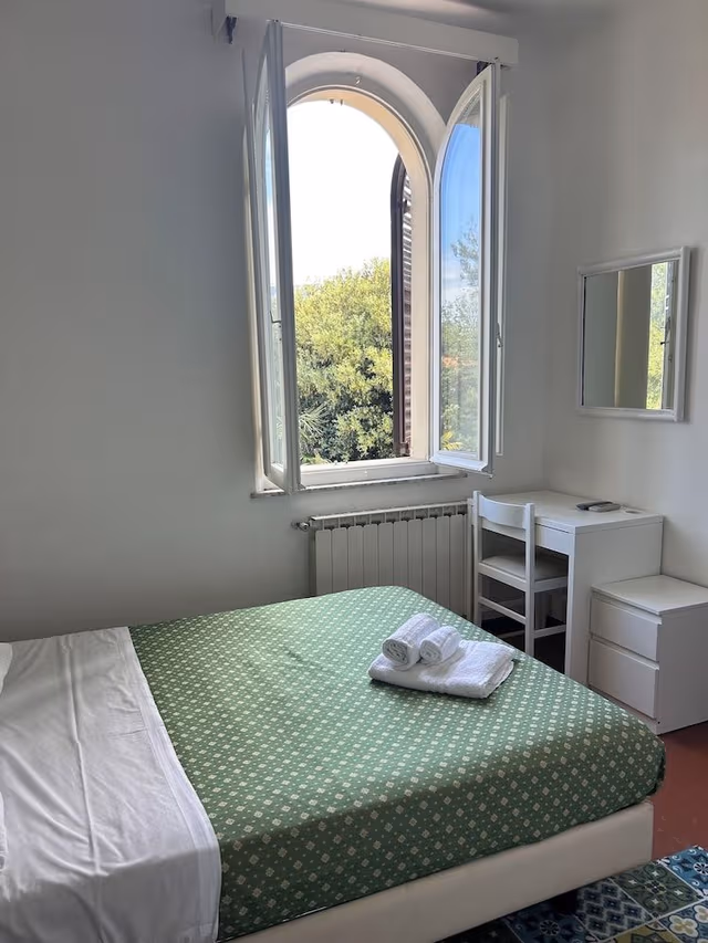 Classic Single Room