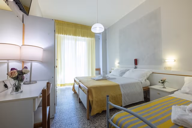 Standard Triple Room, Multiple Beds
