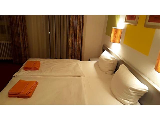 Economy Double or Twin Room, Shared Bathroom