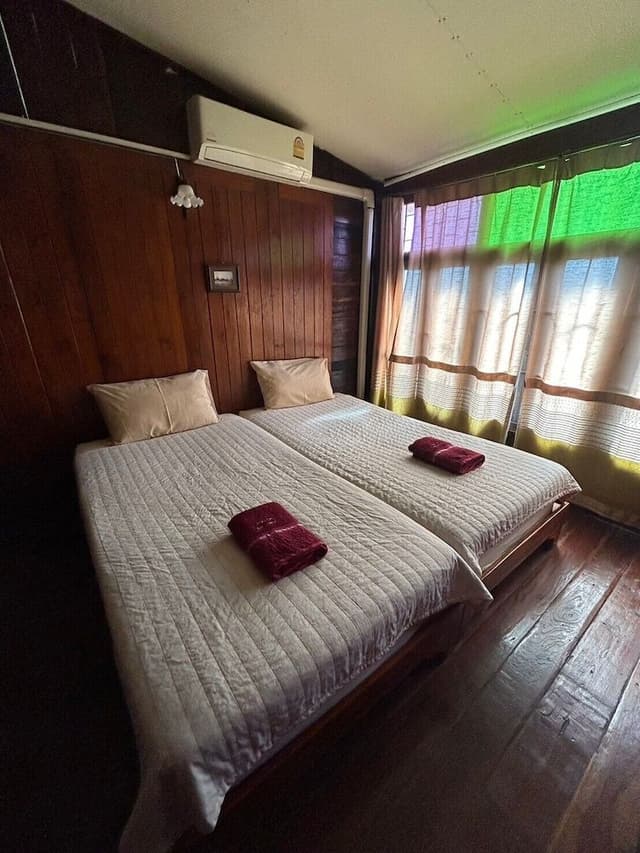 Standard Room with Shared Bathroom