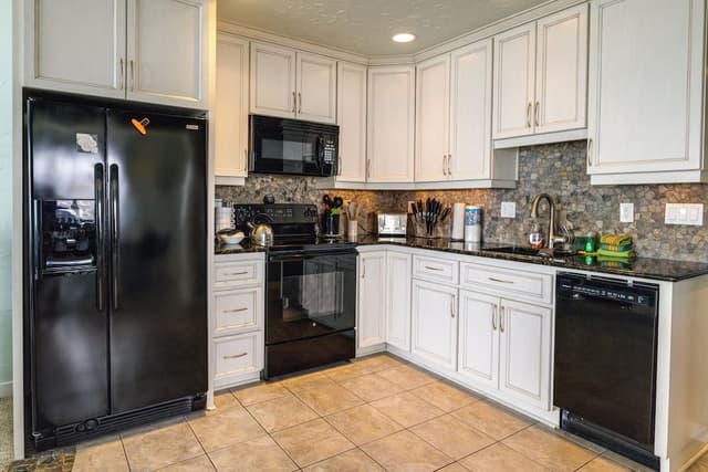 Penthouse, 1 Bedroom, Kitchen, Beach View