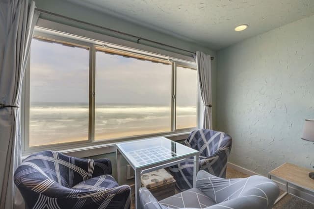Penthouse, 1 Bedroom, Kitchen, Beach View