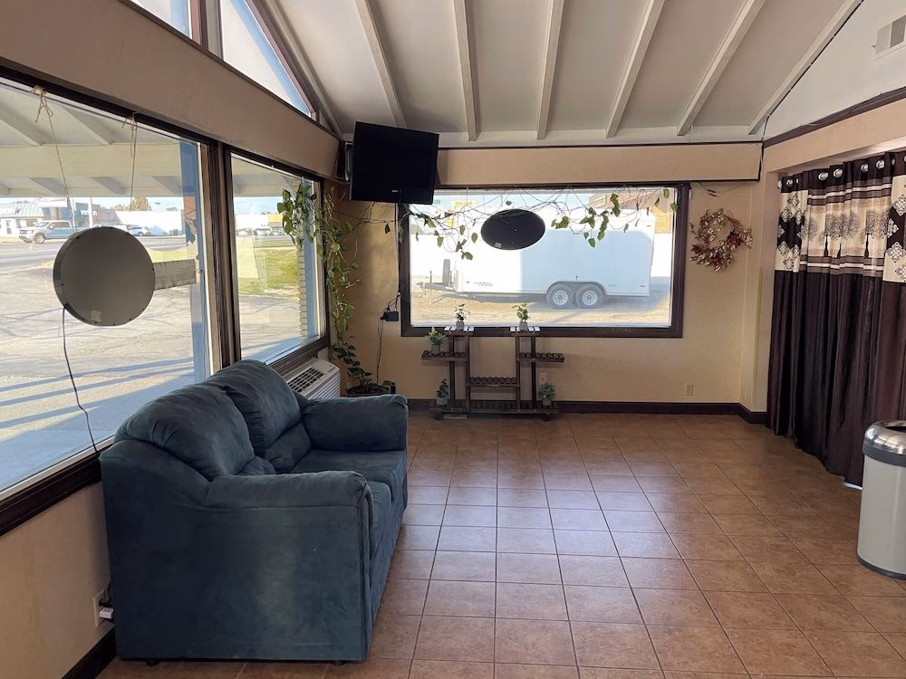American Inn Motel0