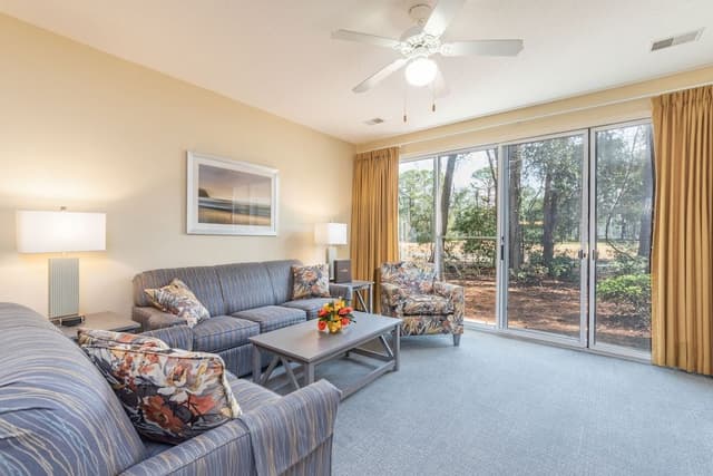 Classic Condo, 2 Bedrooms, 2 Bathrooms