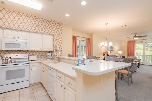 Premium Condo, 3 Bedrooms, 2 Bathrooms