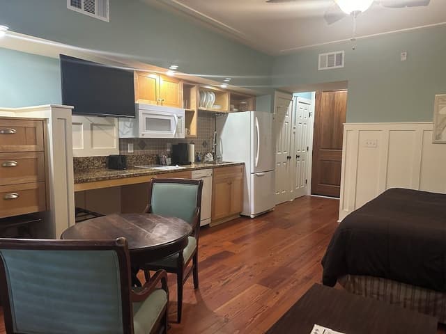 Deluxe Studio, 1 Bedroom, Non Smoking, Kitchenette