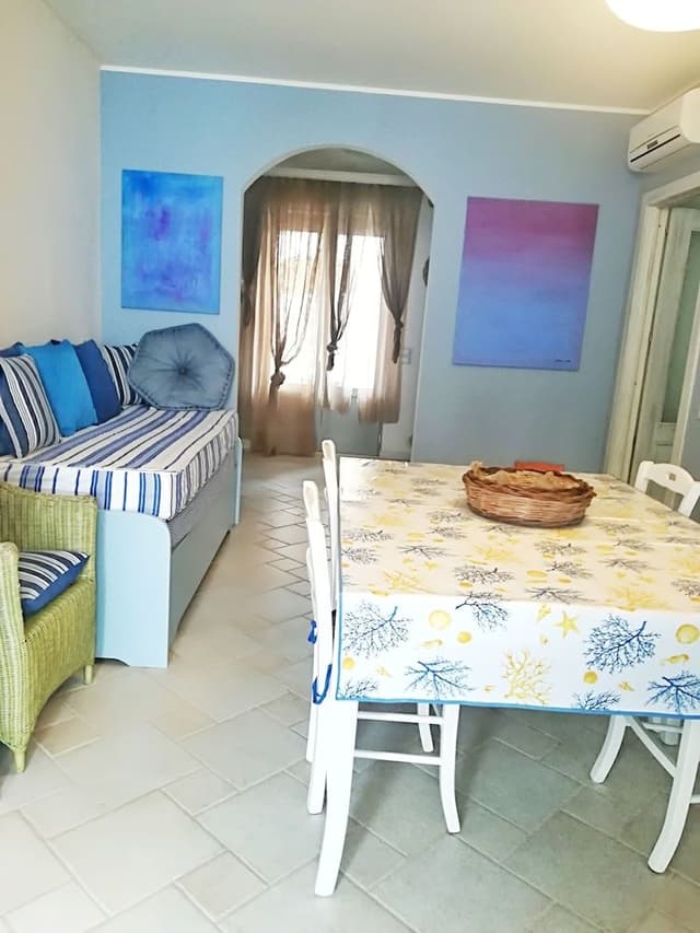 Deluxe Apartment, 2 Bedrooms, Kitchen, Courtyard View