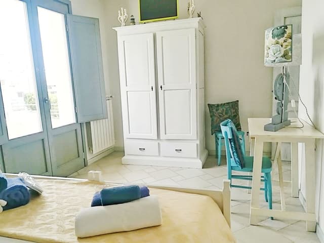 Deluxe Apartment, 2 Bedrooms, Kitchen, Courtyard View