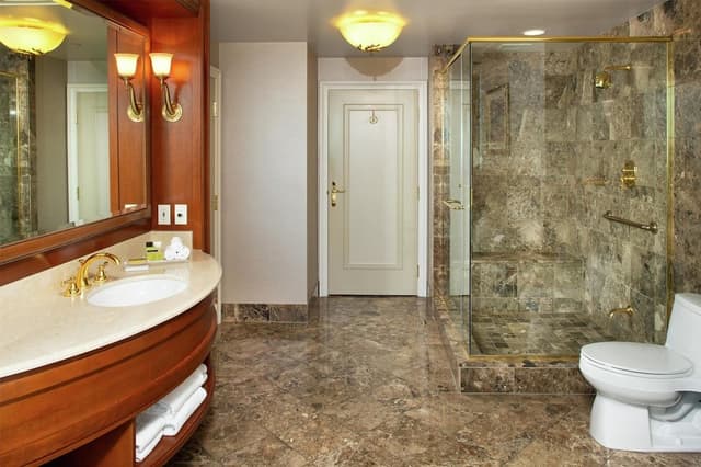 1 Bedroom Suite, 1 King Bed, Jetted Tub