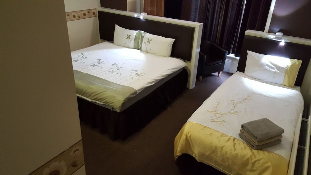 Portsmouth Inns2