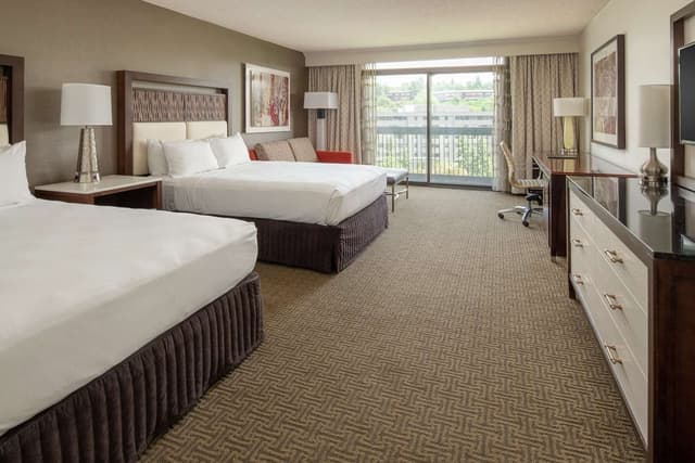 2 QUEEN BEDS WITH SOFA SLEEPER