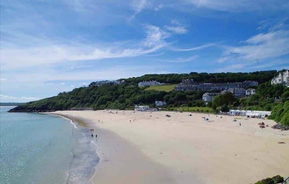 Thurlestone House2