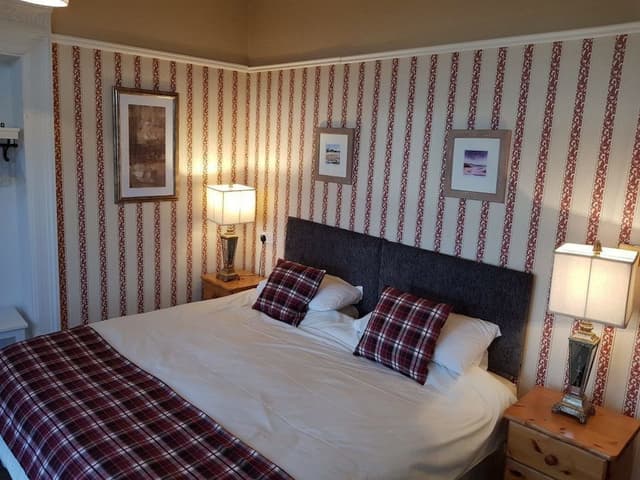 Double or Twin Room, Bathtub