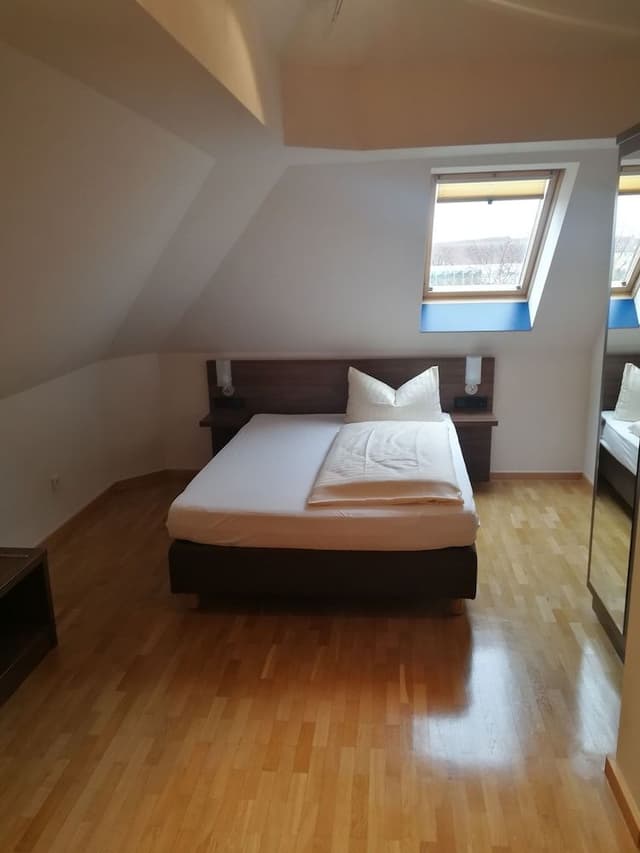 Economy Single Room