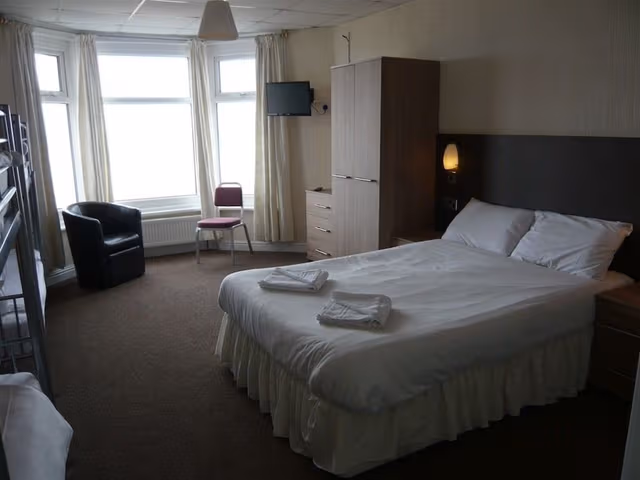 Suite, Ensuite, Sea View (2 Adults+ 4 Kids Under 15)