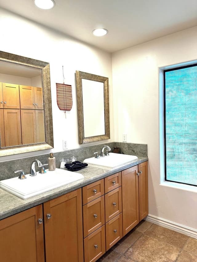 Luxury Apartment, 2 Bedrooms, Garden View