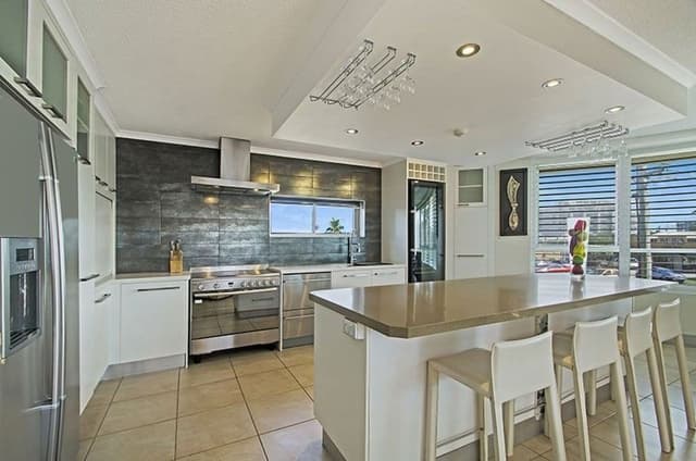 Standard Apartment, Multiple Bedrooms, Non Smoking, Kitchen (3 Bed Standard)