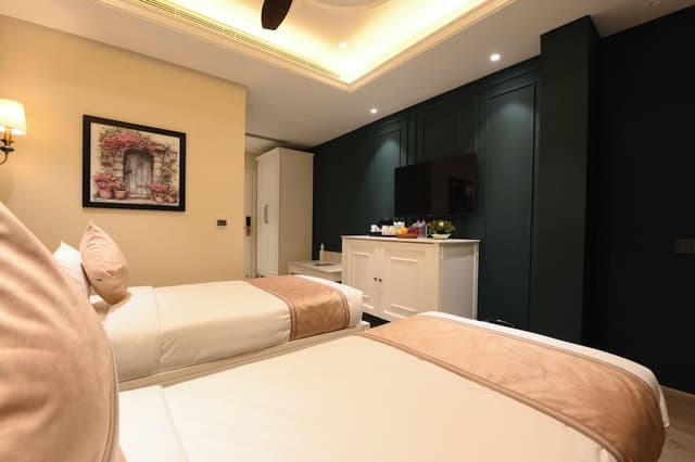 Luxury Twin Room