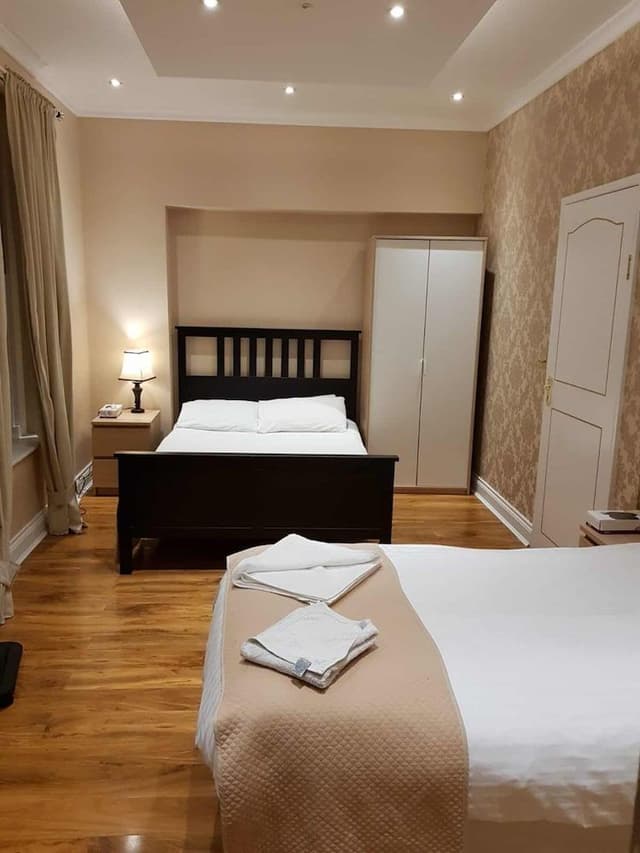 Comfort Triple Room